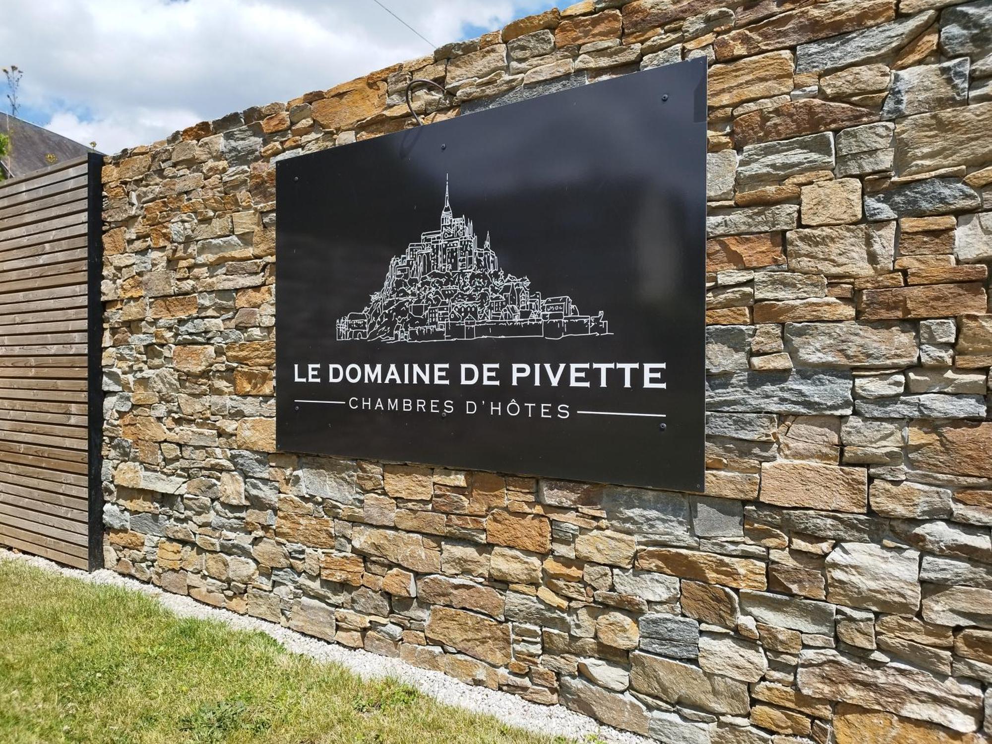 Le Domaine De Pivette Bed & Breakfast Avranches Exterior photo